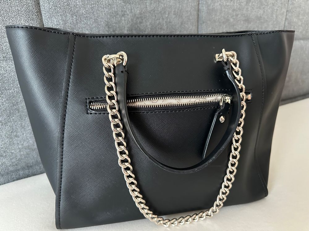 Guess Tasche Mit Kette