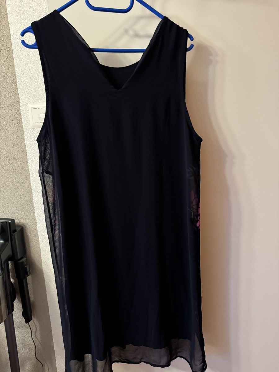 Desigual Kleider: Desigual Kleid dunkelblau Blumenmuster Grösse 40 – Gebraucht aus Samstagern von pipistrelli01 2