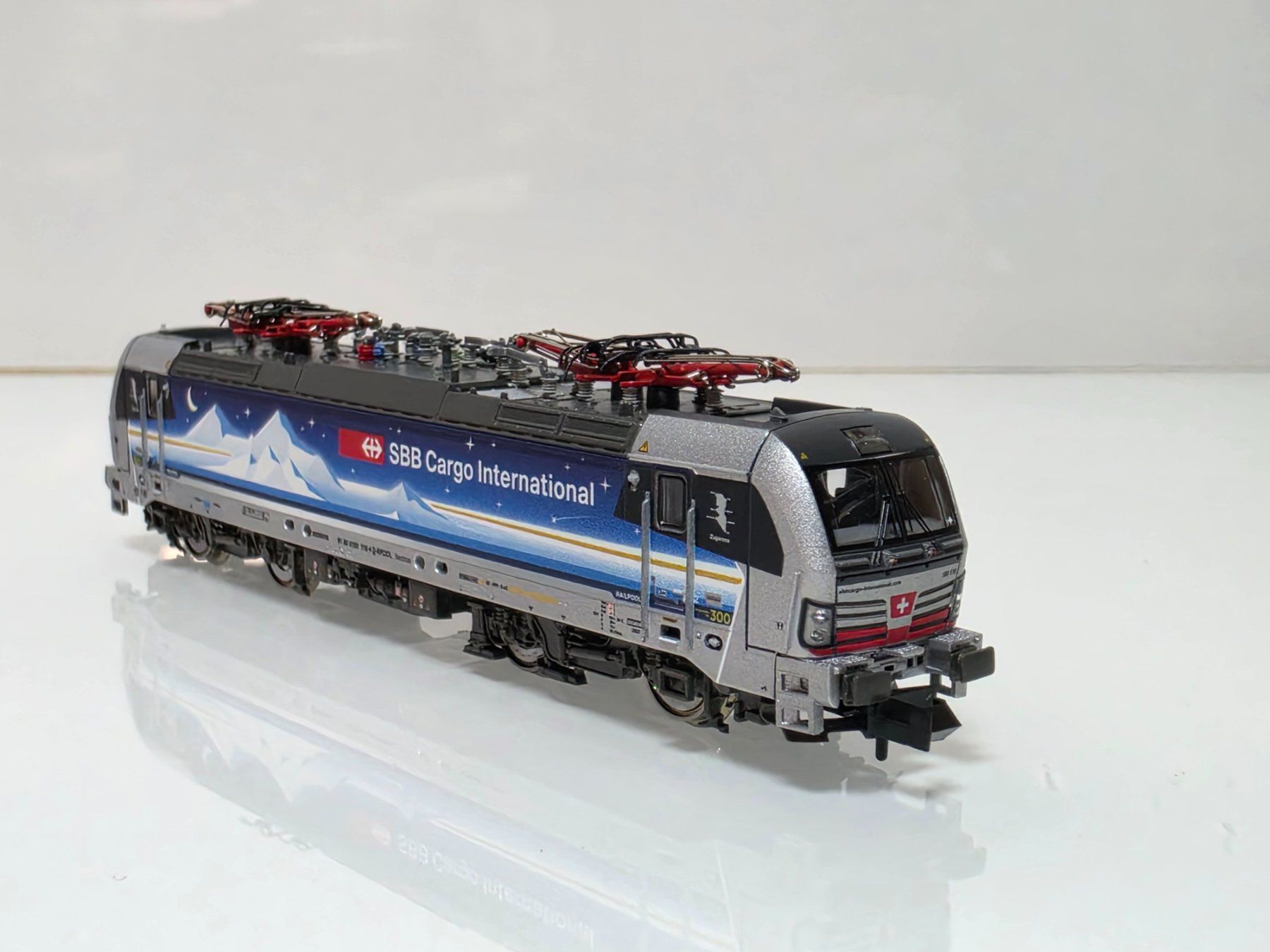 Fleischmann Modellini di ferrovie: Fleischmann SBB Cargo DCC Sound 7570027 – Nuovo e nell'imballaggio originale da Neuenhof venduto da ludovicco 3