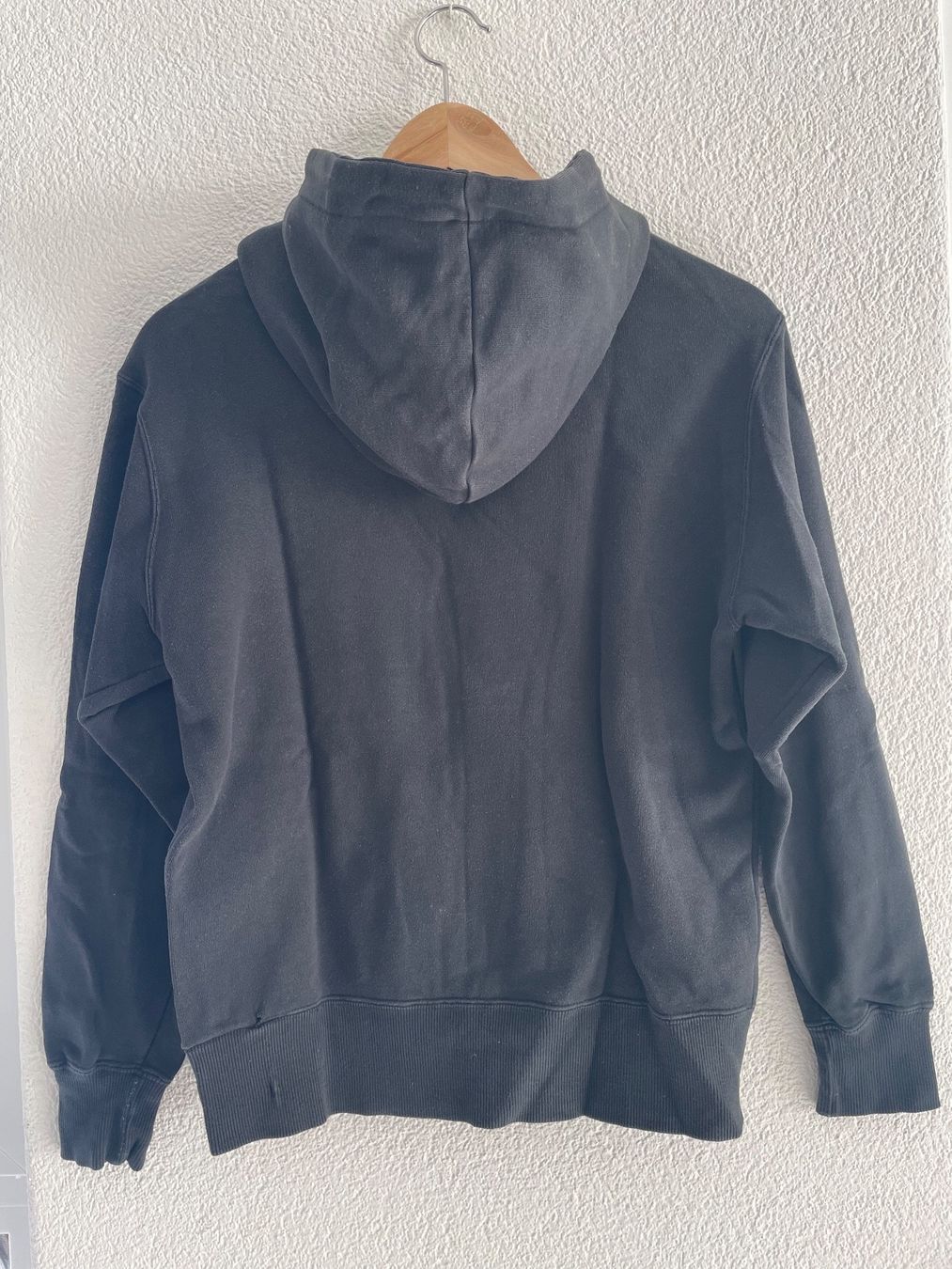 Champion Pullover & Sweatshirts: Champion Pullover schwarz S – Gebraucht aus St.Urban von leo_7gfq 2