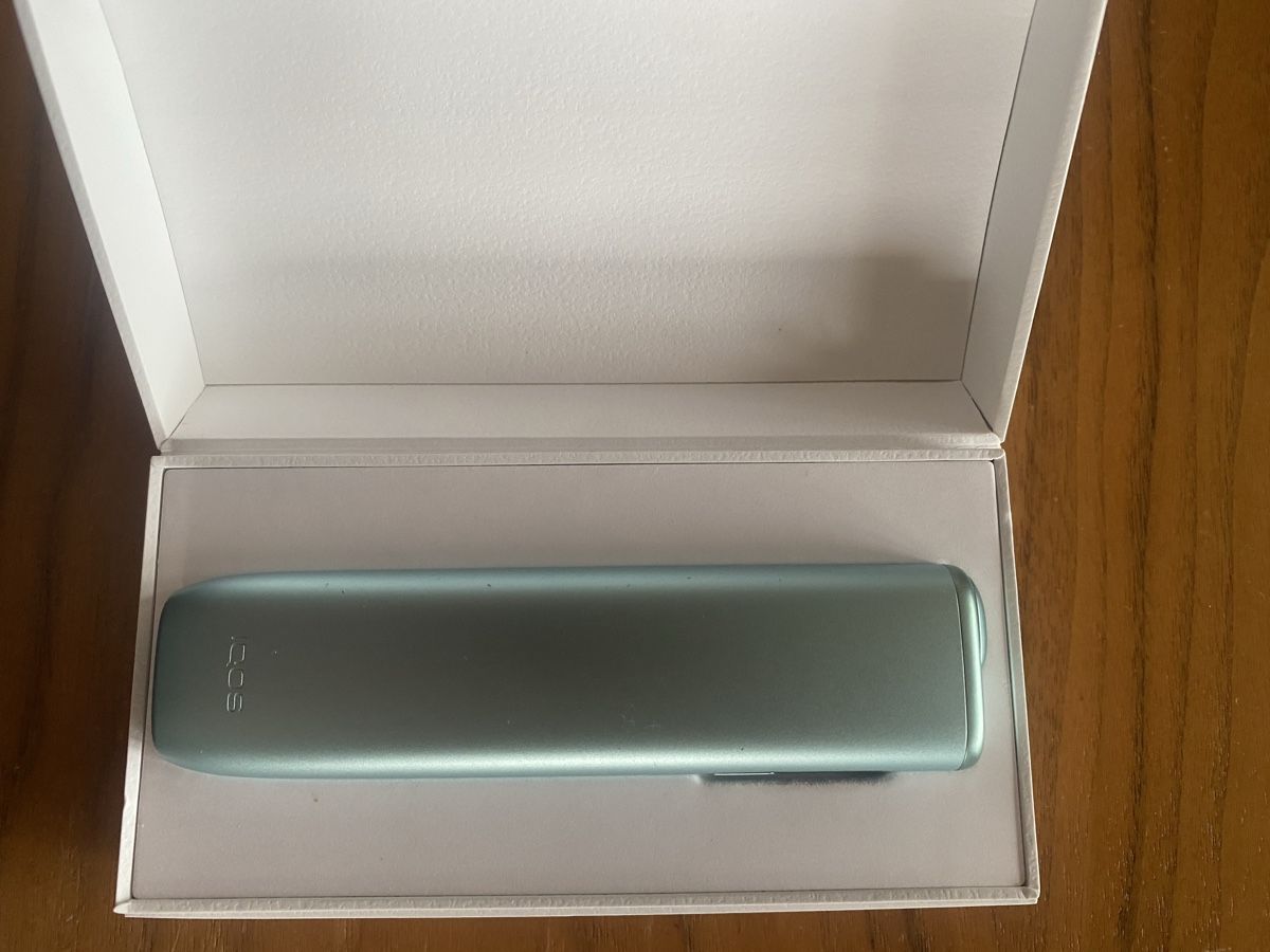 Iqos Autres tabacs: IQOS ILUMA, neu, OVP, hellblau,Schweizer Modell – Neuf (Voir description) à Zihlschlacht par ZKeramik96