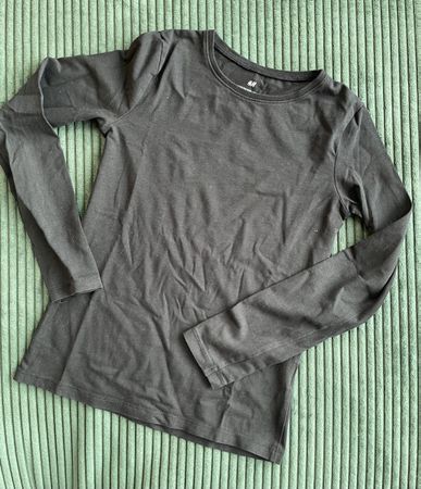Basic Shirt von H&M Gr. 134/140