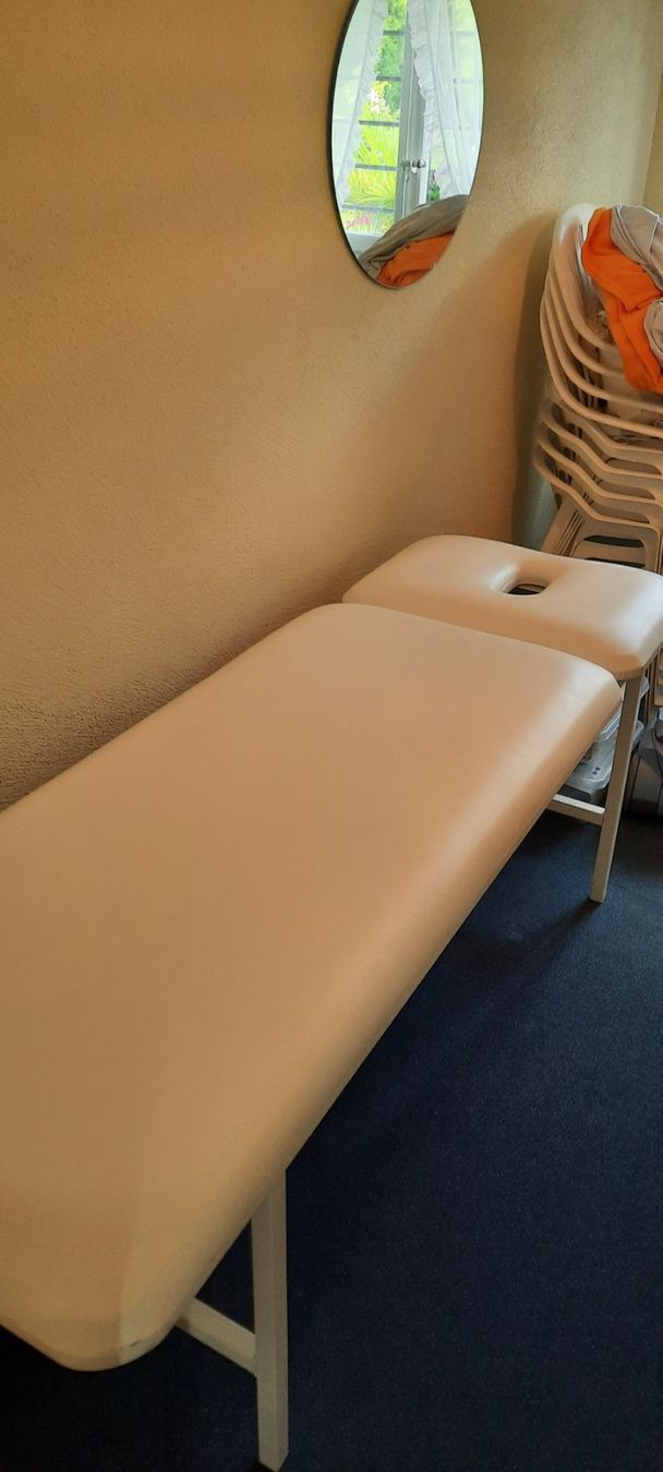 Liegen & Liegestühle: Massage Liege – Gebraucht aus brunnen von Scholl5 1