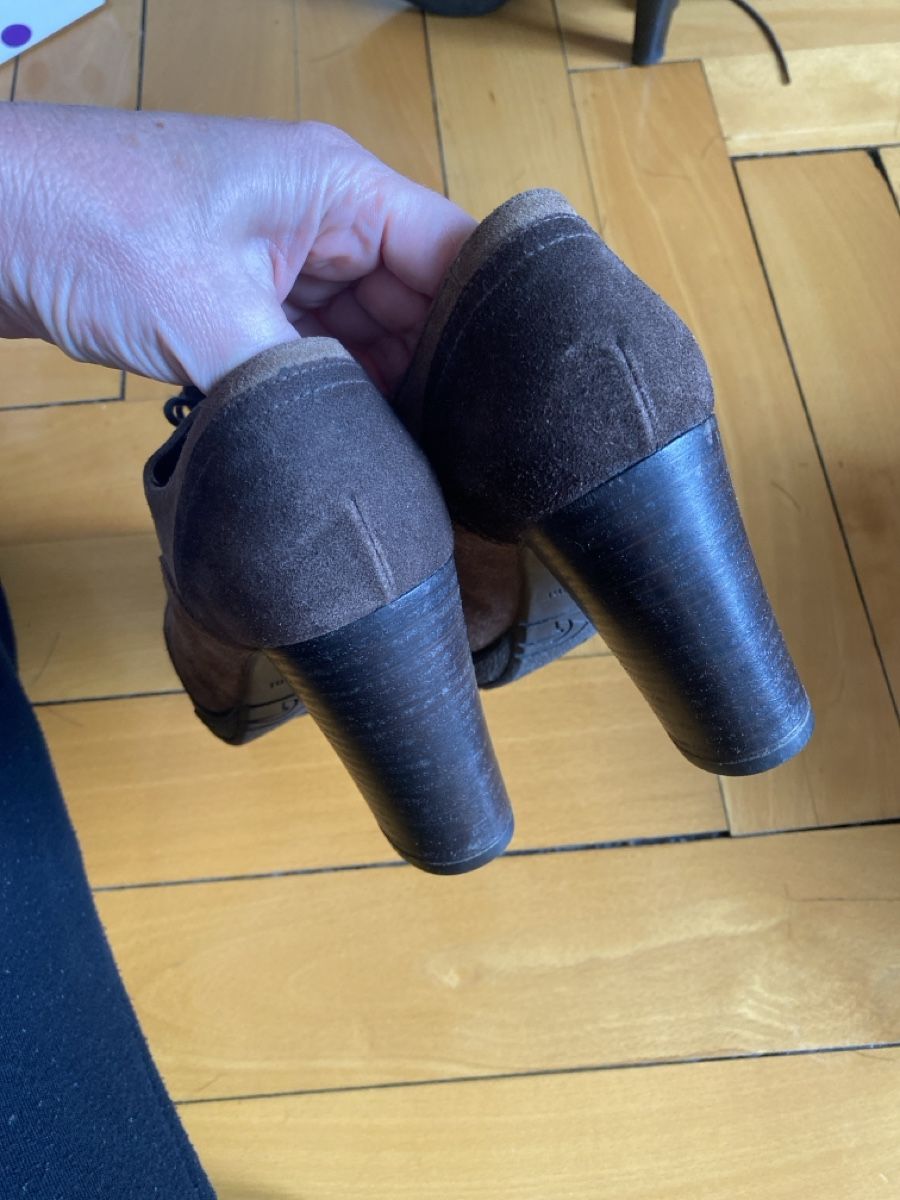 Damenschuhe: Chaussures tallons daim marron bi-colore Nero Giardini 39 – Gebraucht aus Küssnacht am Rigi von CALIFRASQUI 4