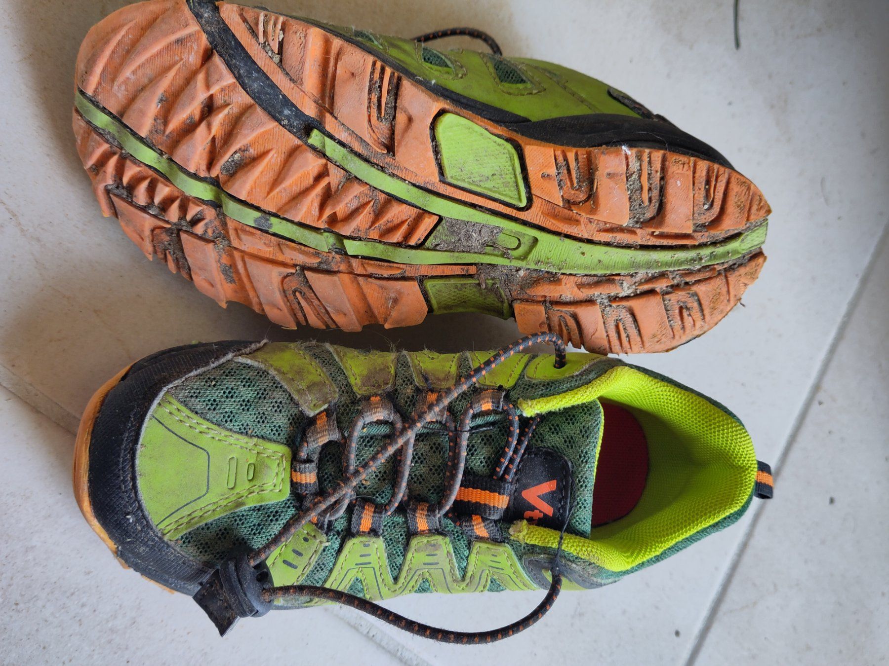Scarpe per ragazzi: Vty Wanderschuhe, Grösse 29 – Usato da Romont FR venduto da may_x6gf 1