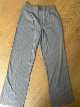 Stoffhose Stradivarius Gr. 36