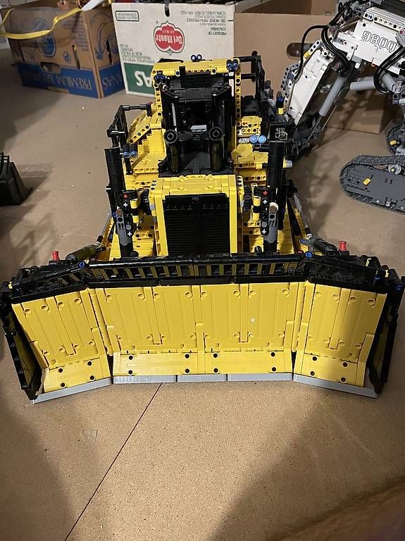 Giocattoli: Lego Technik Bulldozer  – Usato da Lengnau BE venduto da phi_ygb5 1
