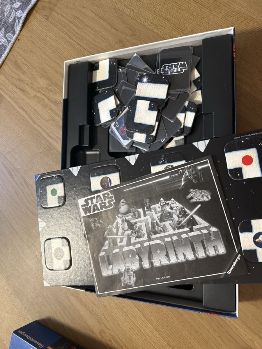 Ravensburger Giochi: Brettspiel Star Wars Labyrinth Ravensburger  – Usato da Gibswil venduto da nat_2nfv 1