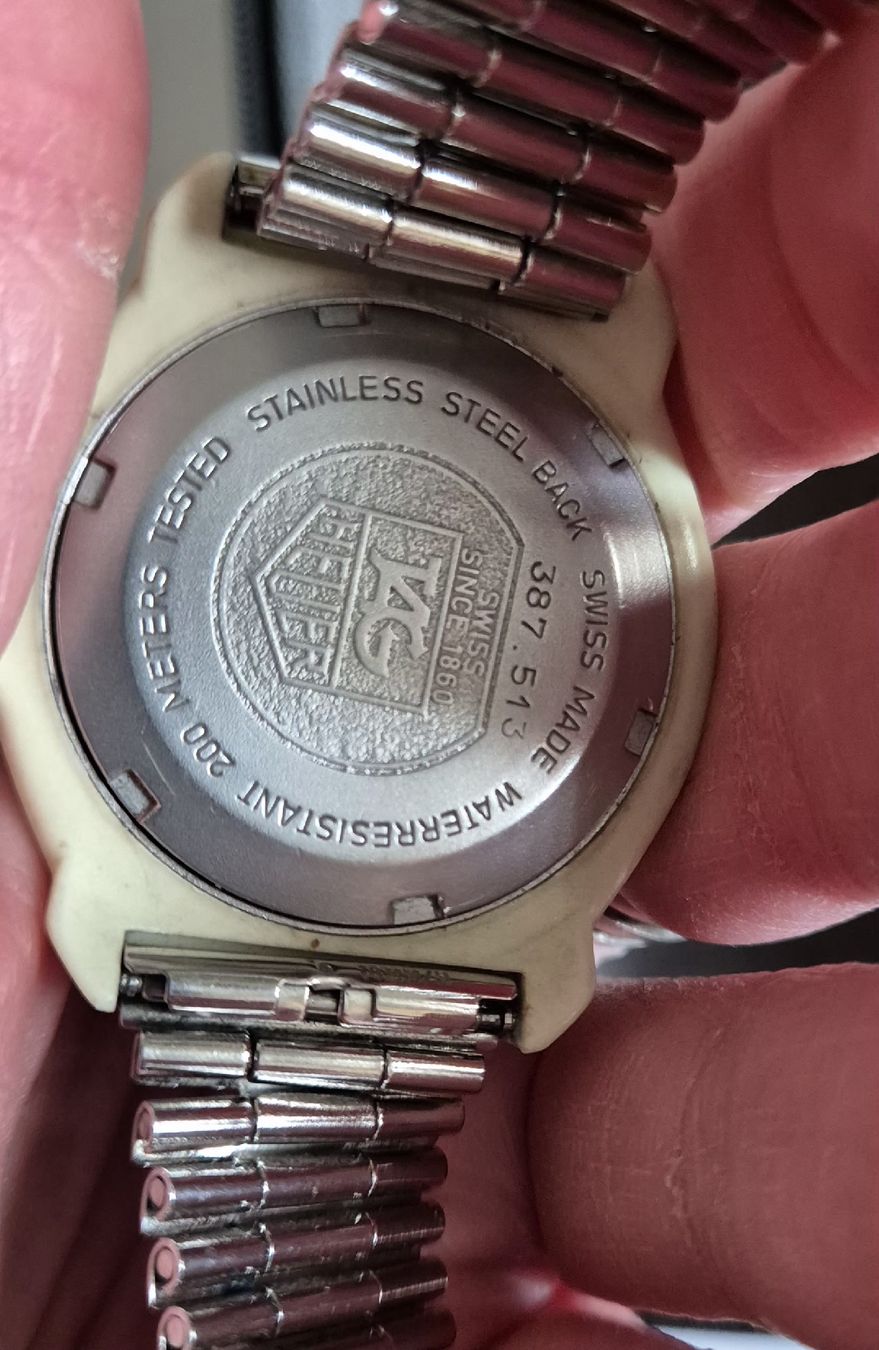 Tag Heuer Montres: TAG Heuer Formula 1 – Défectueux à Genève par BKYB 3