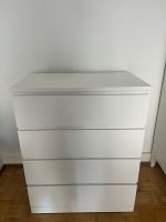 Commode blanche à 4 tiroirs, en très bon état