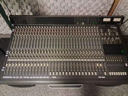 Analog Mischpult Mackie 32-8 gebraucht in gutem Zustand