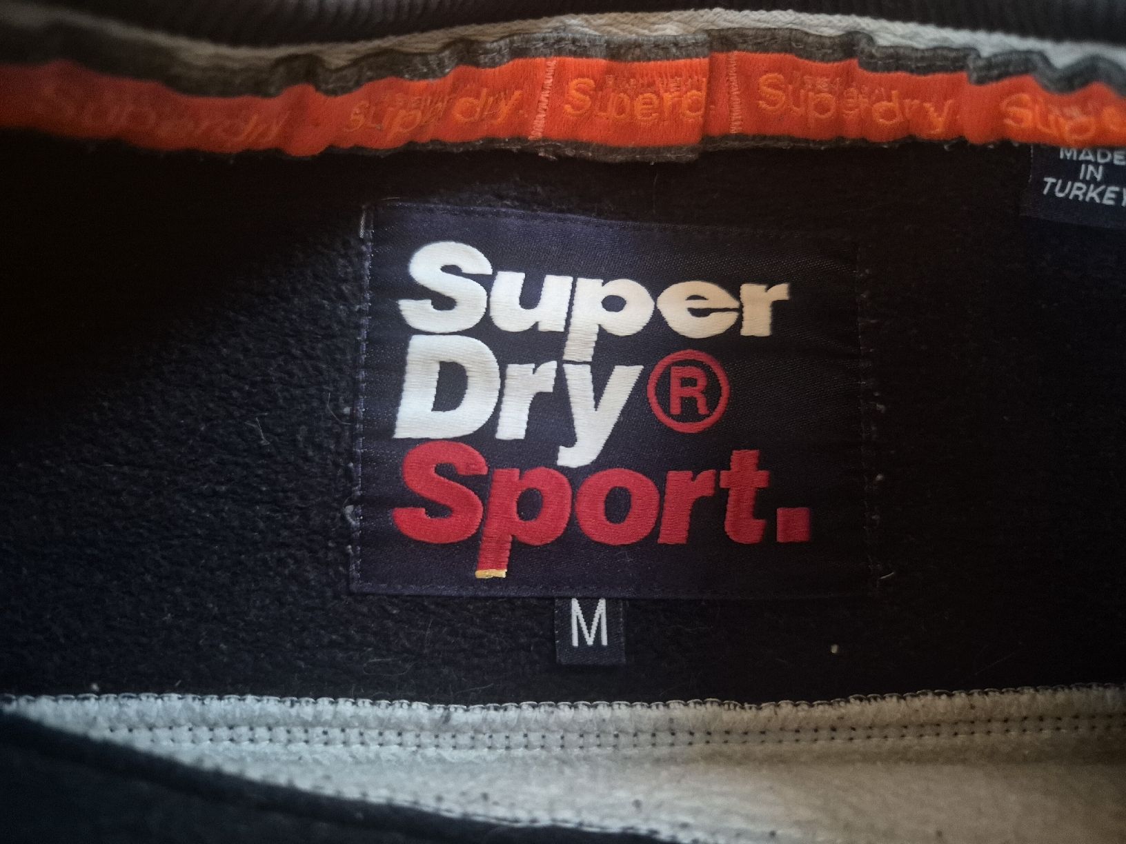 Superdry Pullover & Sweatshirts: Superdry Pullover Herren Grösse M schwarz grau bunt – Gebraucht aus Zuzgen von SaBee91 2
