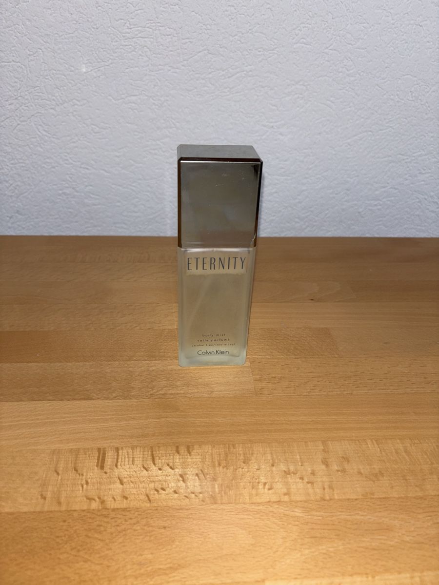 Calvin Klein Profumi & Eau de Toilette: ETERNITY Body Mist Voile Parfüme – Usato da Birr venduto da Brigitte73