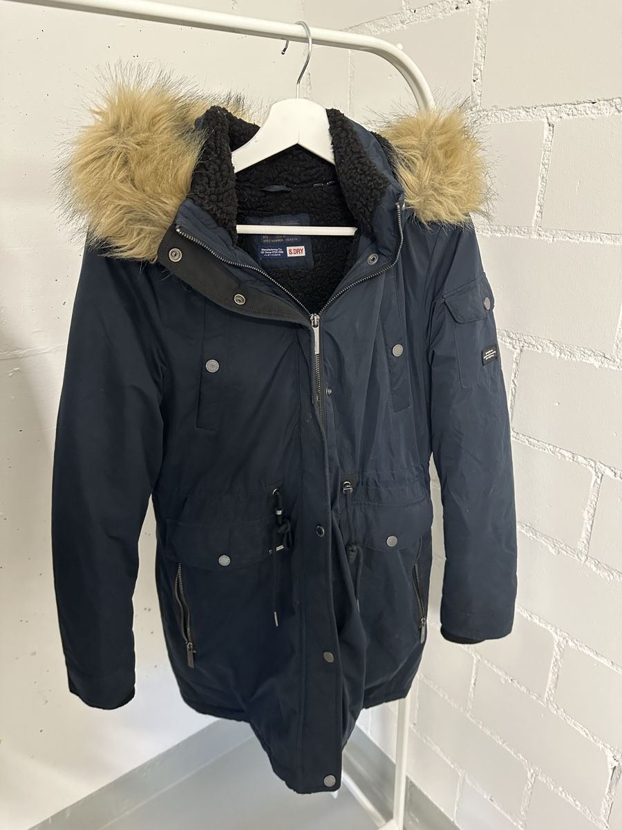 Superdry Mäntel: Superdry Winterjacke Grösse 36 – Gebraucht aus Wattwil von jopara