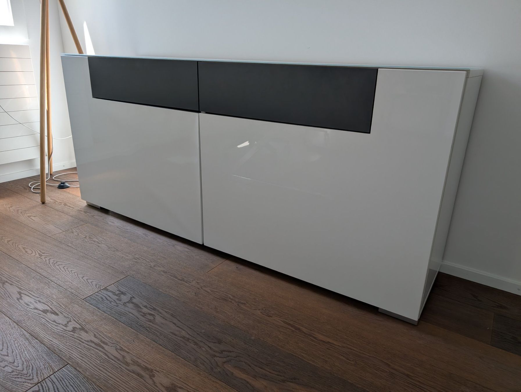 Cassettiere: Elegantes Sideboard – Usato da Bolligen venduto da Grob80 2