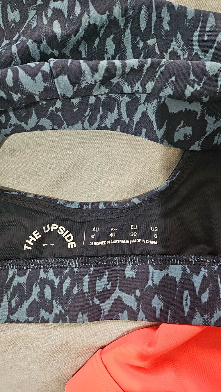 Roxy Tops: Sport BHs in Grösse M und L – Neu (gemäss Beschreibung) aus Luzern von Gabriella1011 2