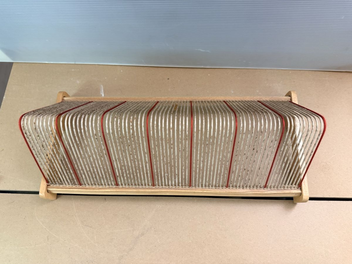 Supporti per strumenti musicali & leggii: Schallplattenständer, 1960er – Usato da Solothurn venduto da NUVICO 9