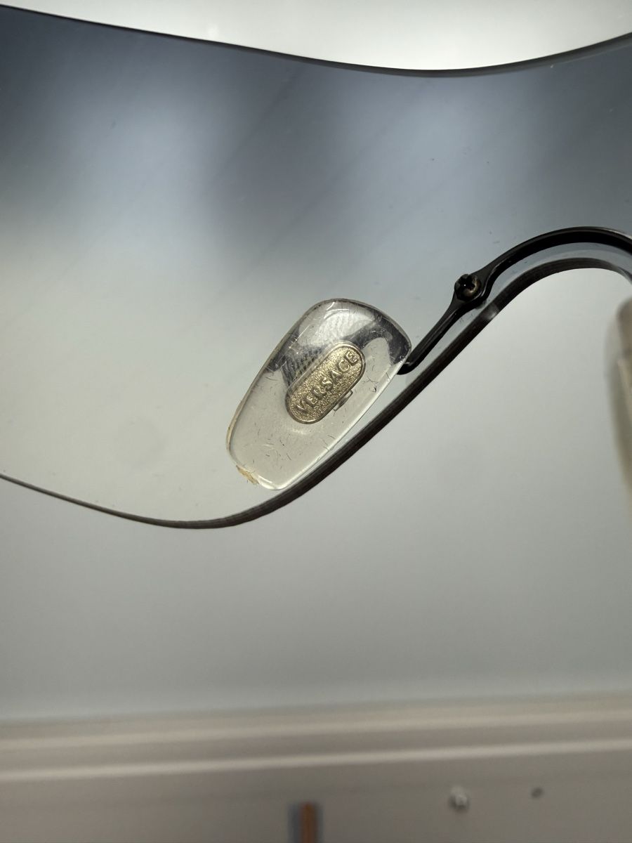 Versace Lunettes & Verres: Versace Sunglasses - MOD2034 – D'occasion à Lausanne par Unehistoiredesapes 5