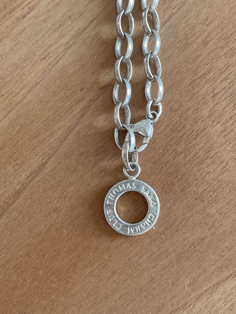 Thomas Sabo Armbänder & -reifen: Thomas Sabo Charm Armband mit Fleur de Lys Anhänger – Gebraucht aus Zürich von katidust 4