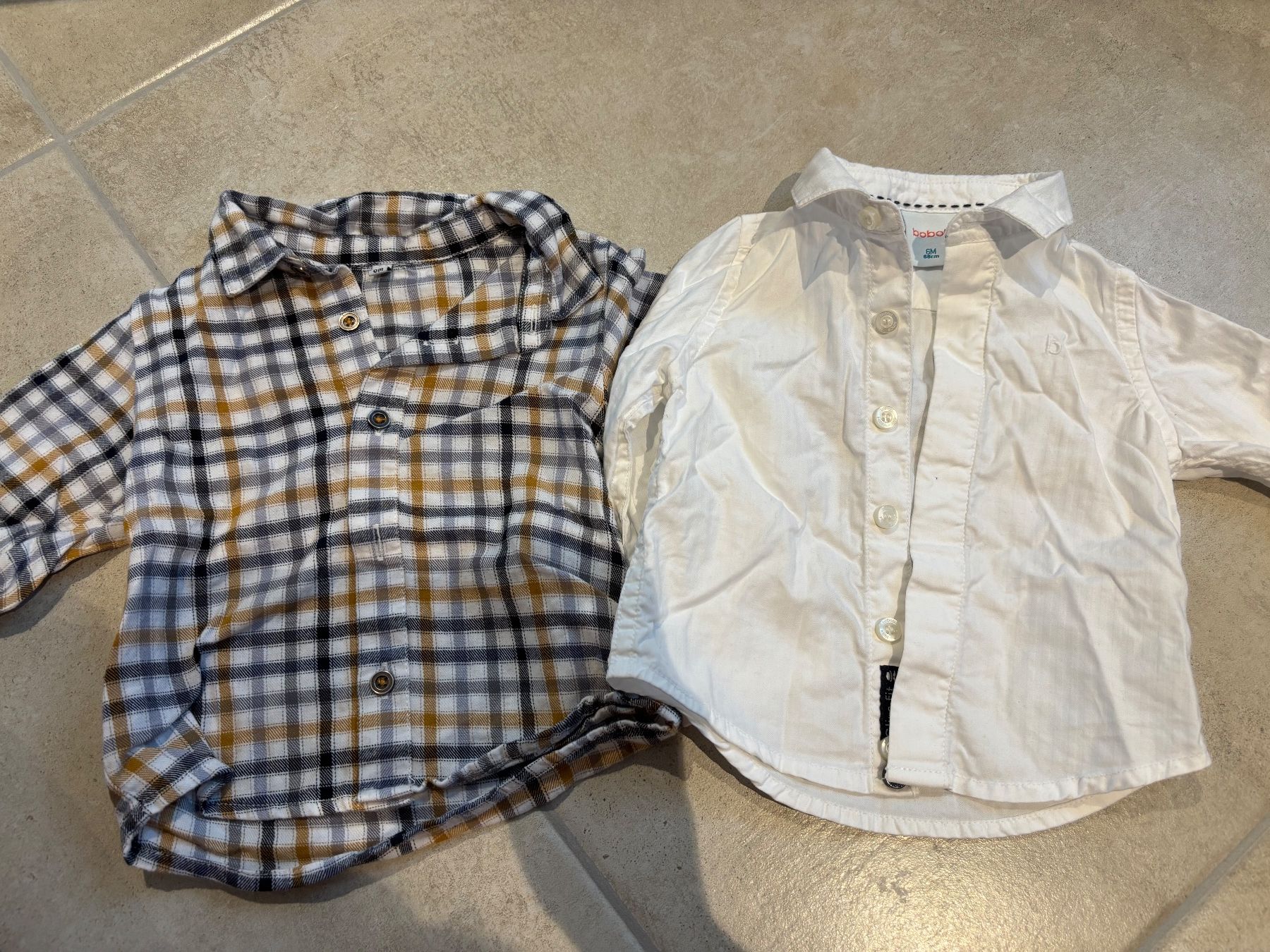 Camicie, Top & T-shirt: Chemise bébé – Usato da Bressaucourt venduto da Lamu