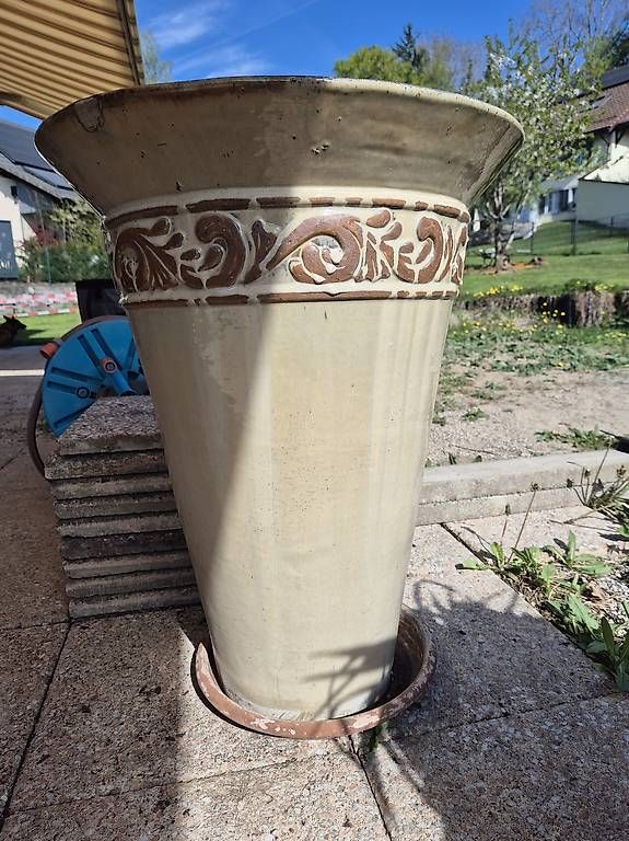 Vasi per fiori: Pot à fleurs – Usato da Oron-le-Châtel venduto da oph_g5lq
