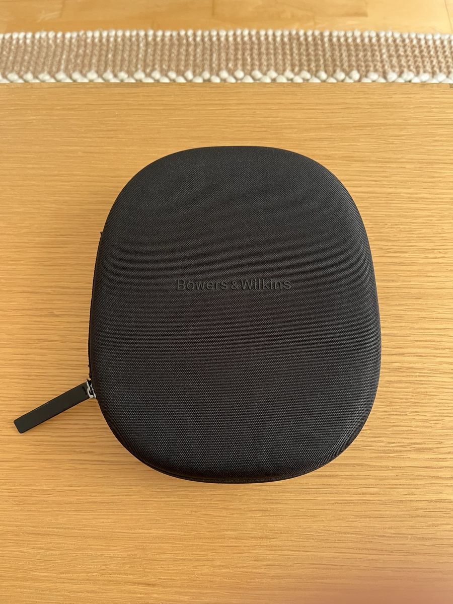 Bowers & Wilkins Cuffie: Bowers & Wilkins PX8 – Usato da Zürich venduto da Peban1 1