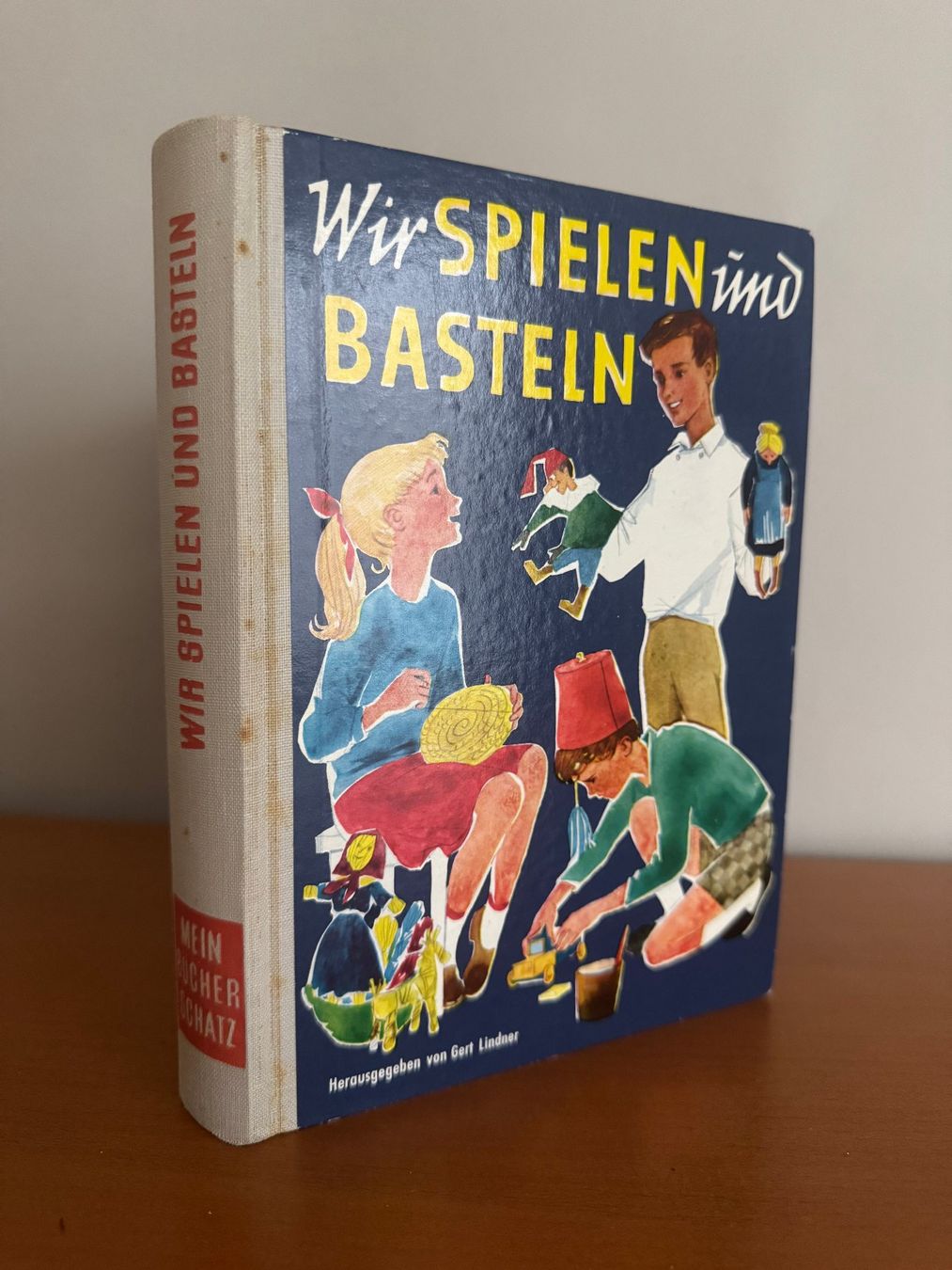 Libri: Bastel-Buch – Usato da Murten venduto da Bodoni59