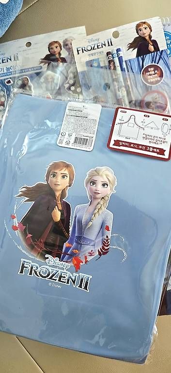 Giocattoli: Disney Decken, Disney Schulmaterialien, Disney Apron – Usato da Zürich venduto da joo_hrd5 2