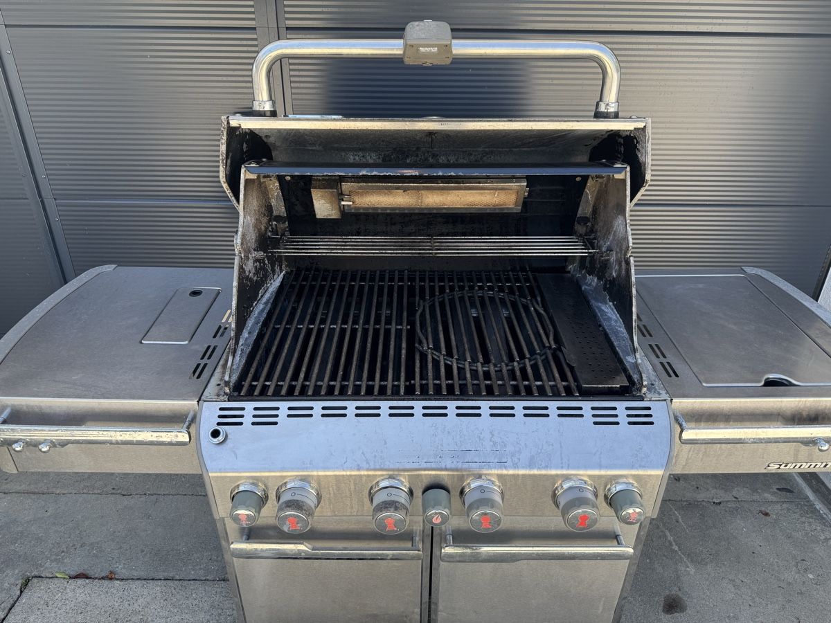 Grills: Grill Weber Summit, S470 – Gebraucht aus La Neuveville von fla_wy8s 2