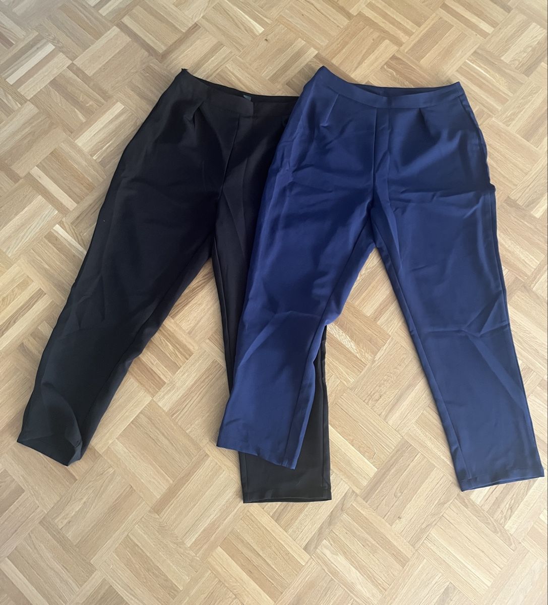 Pantalons: Anzugshosen – Neuf (Voir description) à Wiesendangen par s_n_fcg8
