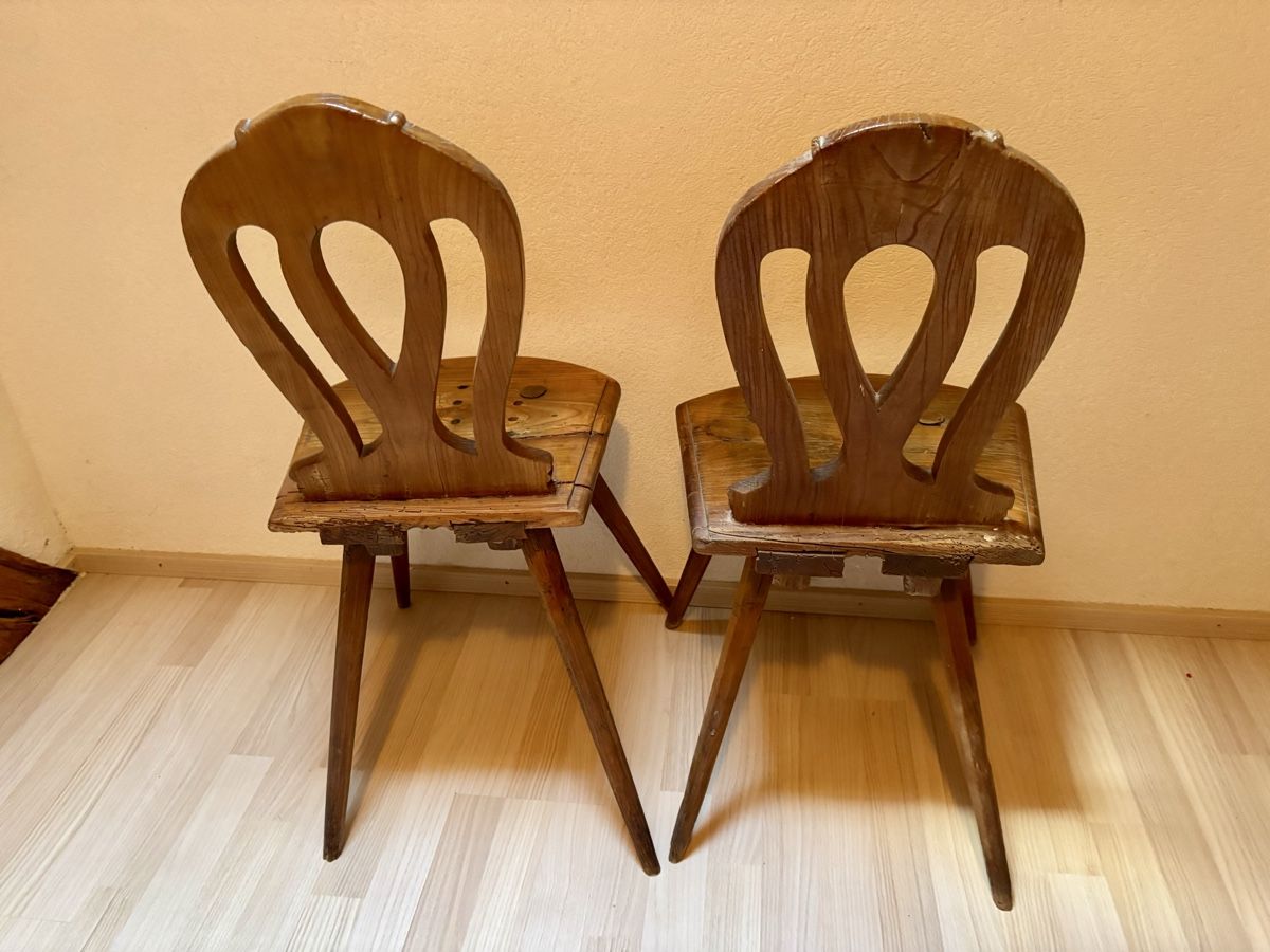 Chaises: Stühle Stabellen Holz antik – Défectueux à Gündisau par yuma06 4