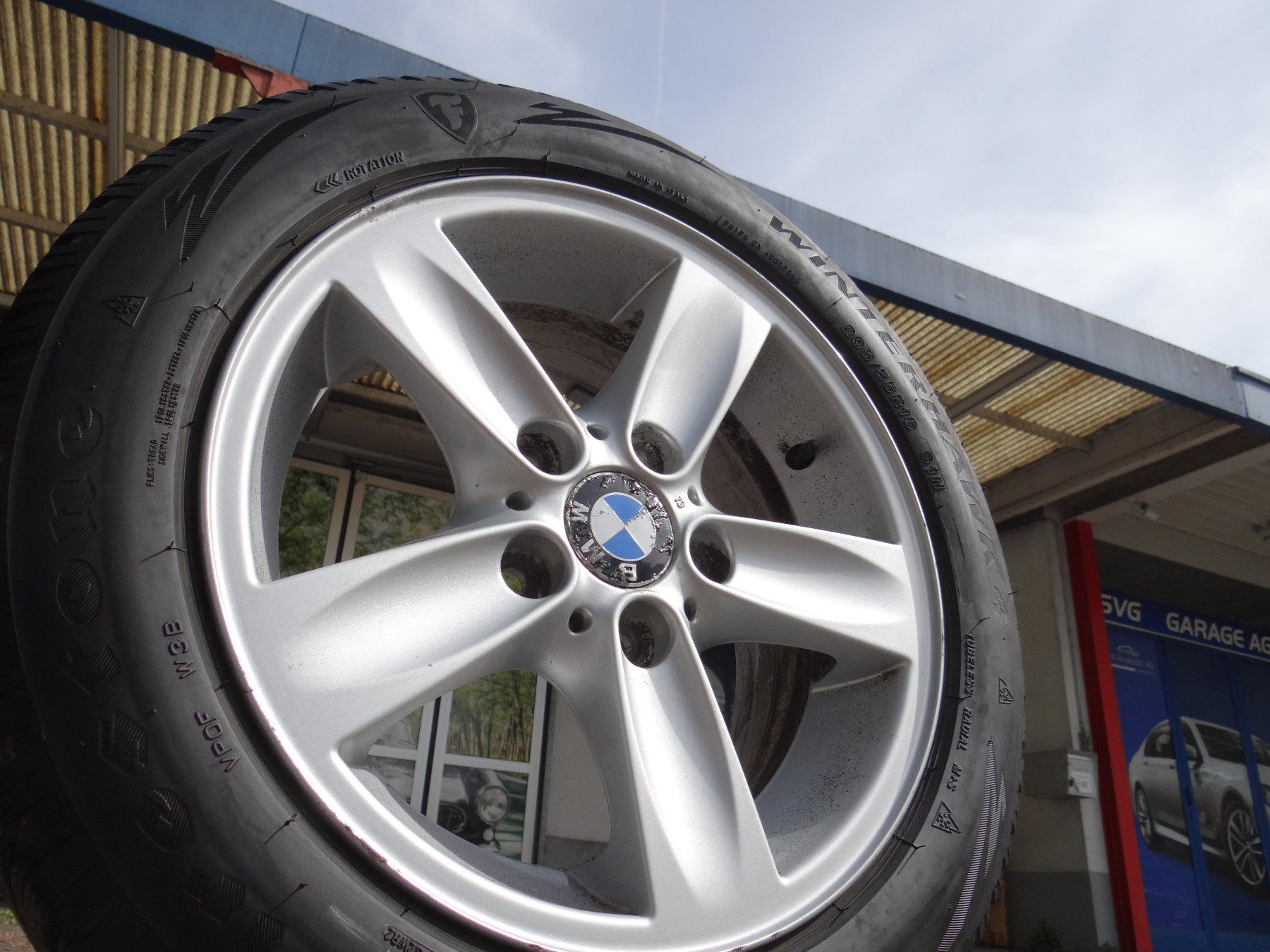 BMW Pneus & Kompletträder: 16 Zoll Original BMW 1er E81 E82 E87 E88  Alufelgen 5x120 – Gebraucht aus Worblaufen von Felgenboerse24 4