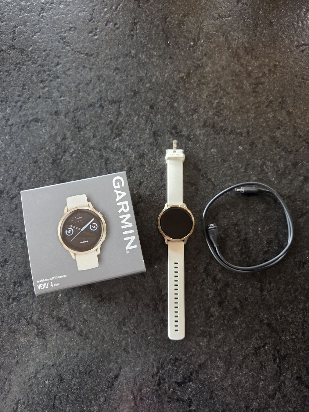 Garmin Smartwatch: Garmin Venu 4 Softgold – Nuovo (secondo la descrizione) da Lurtigen venduto da nadinekaempf