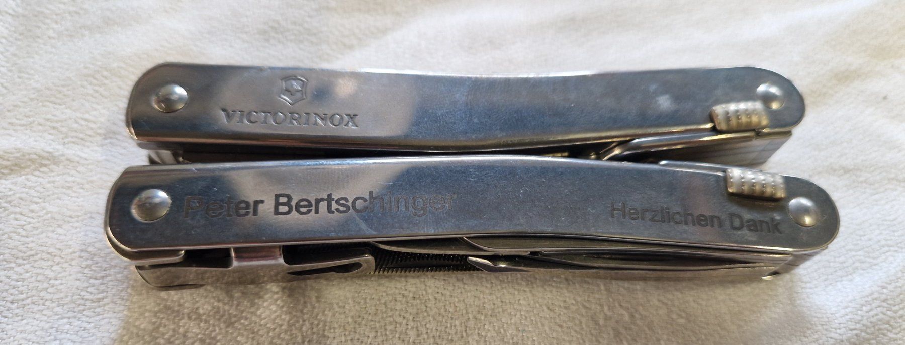Victorinox Coltelli tascabile: VICTORINOX SWISS TOOL WITH WRENCH – Usato da Bilten venduto da Mic2022 4
