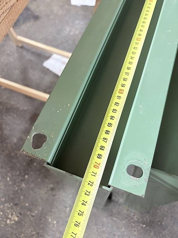 Altre attrezzature per officine: Lista Tischbeine 2Stk – Usato da Triesen venduto da f_l_gd22 2