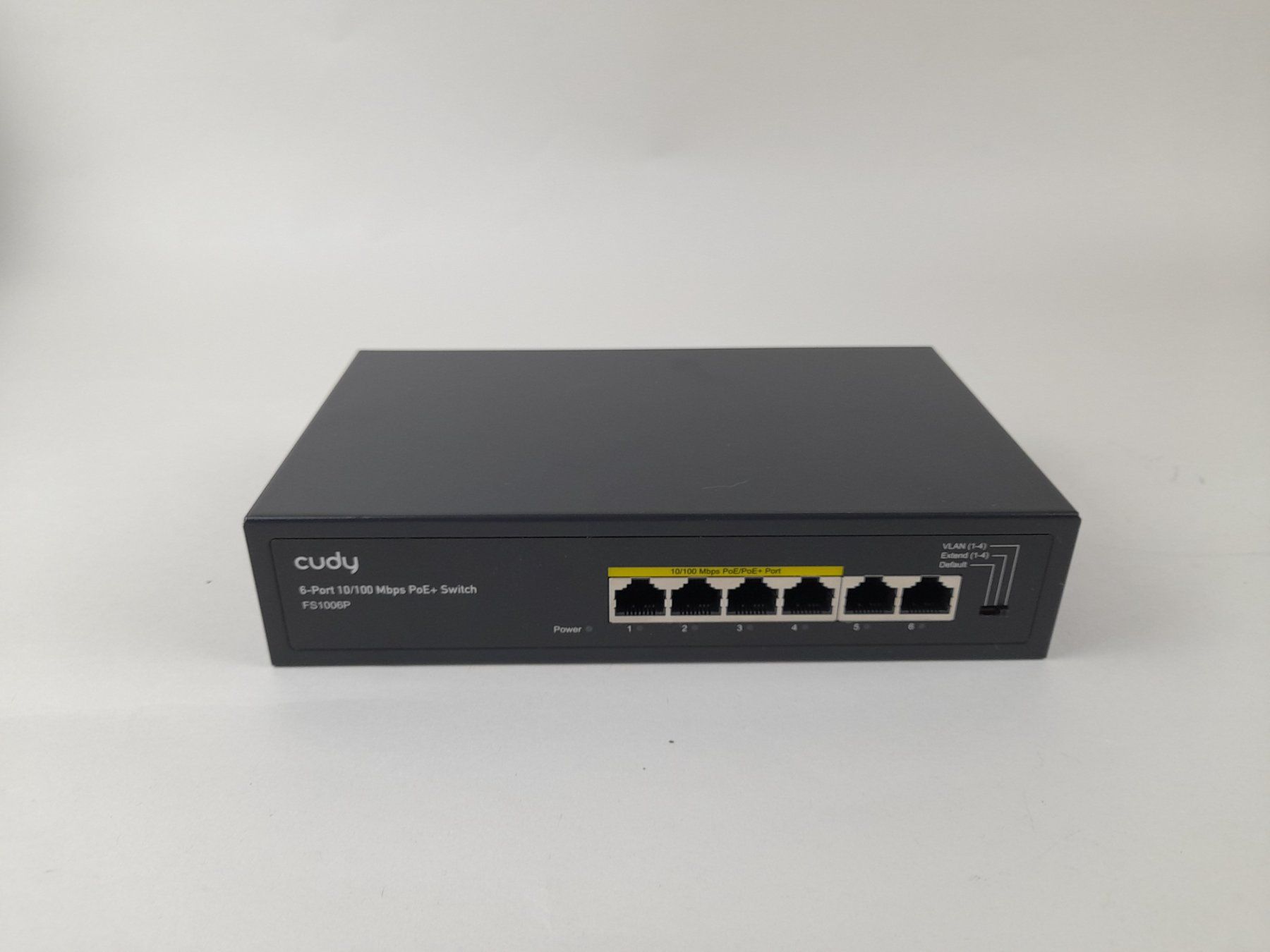 Modem & Router: CUDY FS1006P - 10/100Mbps - PoE + Switch – Usato da Liebefeld venduto da Restwert_Liebefeld 2
