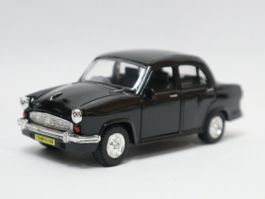 Morris Hindustan Ambassador mit Rückzugantrieb