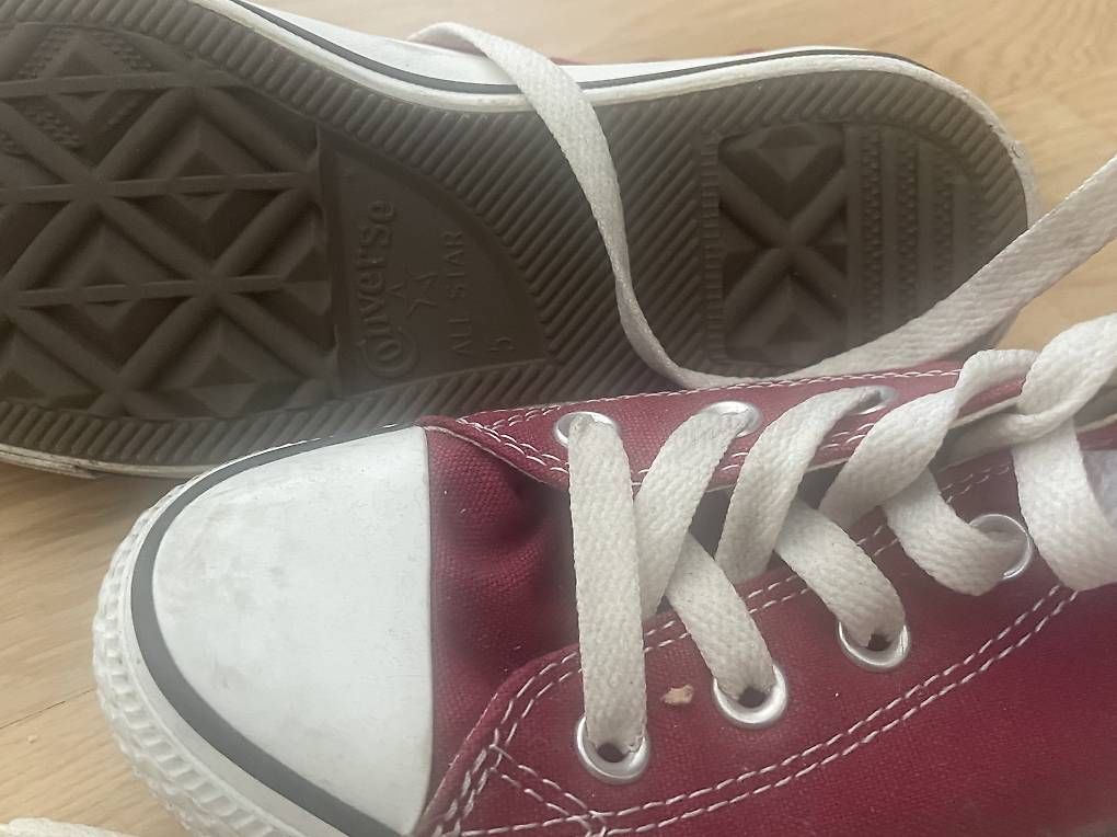 Converse Scarpe da donna: CONVERSE ALL STAR bordeau Gr. 38 – Usato da Luzern venduto da Guschgusch22 2