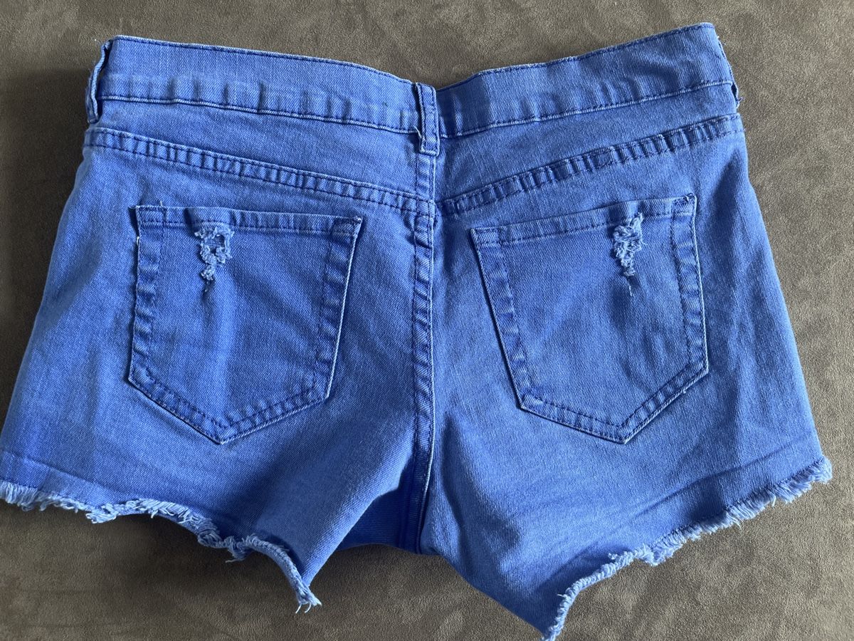 Zebra Hosen: Short en jean bleu zebra frangé, taille 38, – Gebraucht aus Genève von Libellule477 2