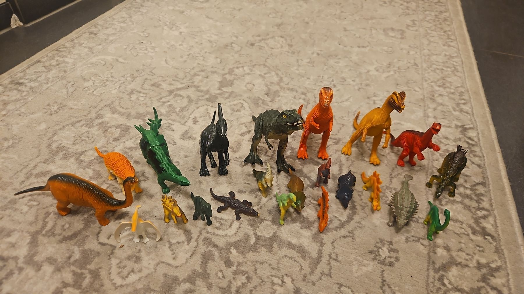 Statuette: Dinosaurier Spielfiguren – Nuovo (secondo la descrizione) da Zürich venduto da Sorayakiks