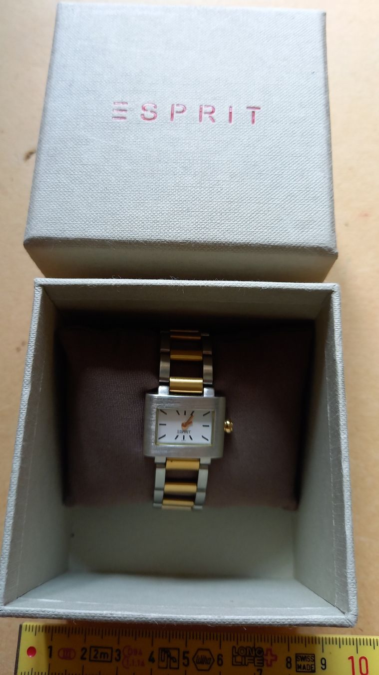 Esprit Uhren: Damen Uhr Quarz, Esprit mit Boxen – Gebraucht aus Adliswil von cha_fq9f 4
