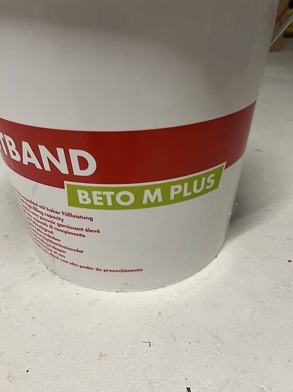 Tutti gli attrezzi: Flächenspachtel rotband knauf – Usato da Tamins venduto da tob_l72n 2