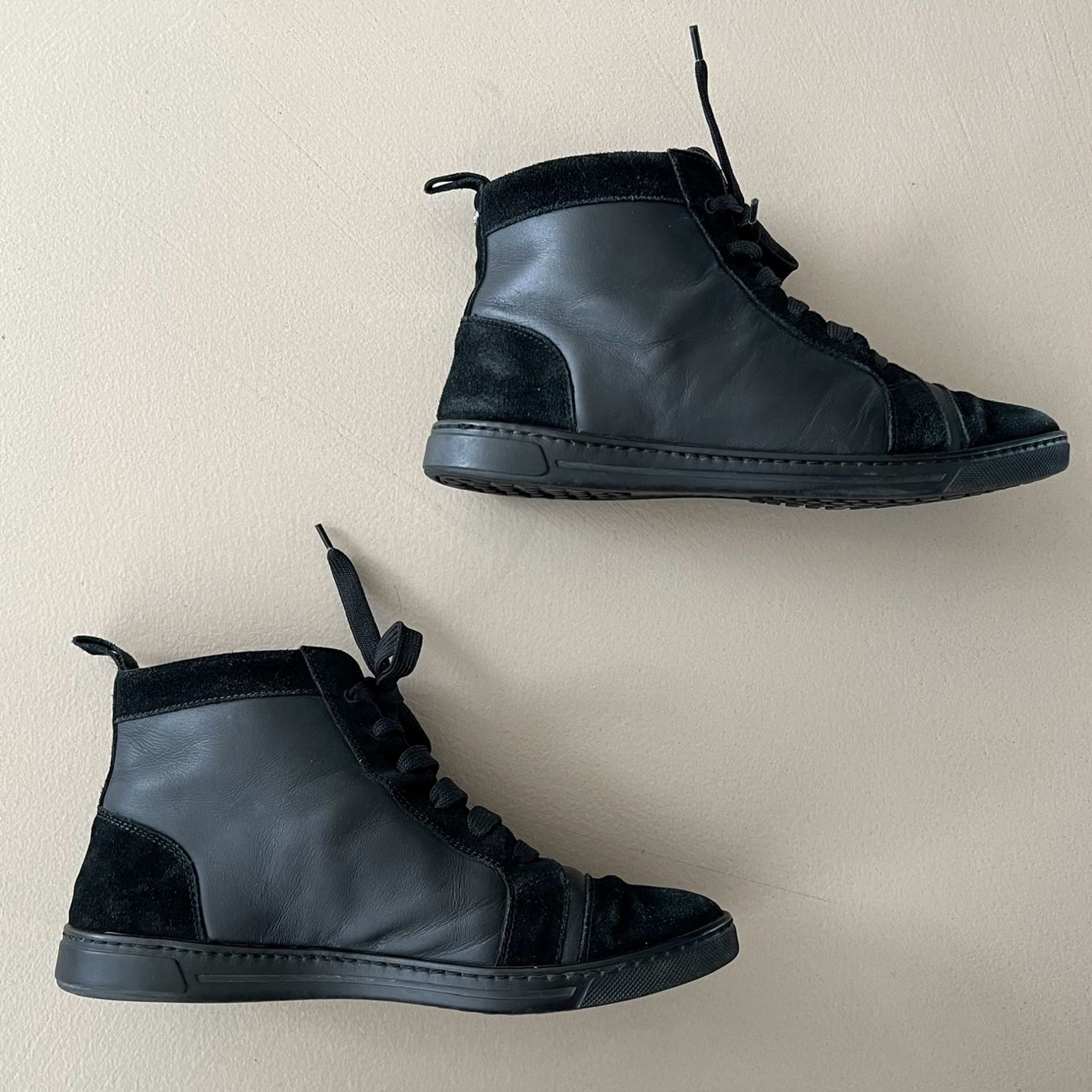 Escada Scarpe da donna: ESCADA Leder Sneakers 🖤 – Usato da Zürich venduto da ClosetQueen 4