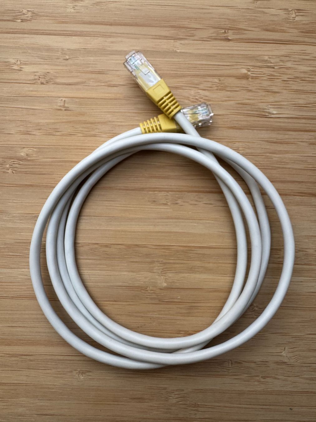 Swisscom Câbles: 1.5 Meter Netzwerkkabel, 1.5 m Ethernet Cable – D'occasion à Winterthur par YaV