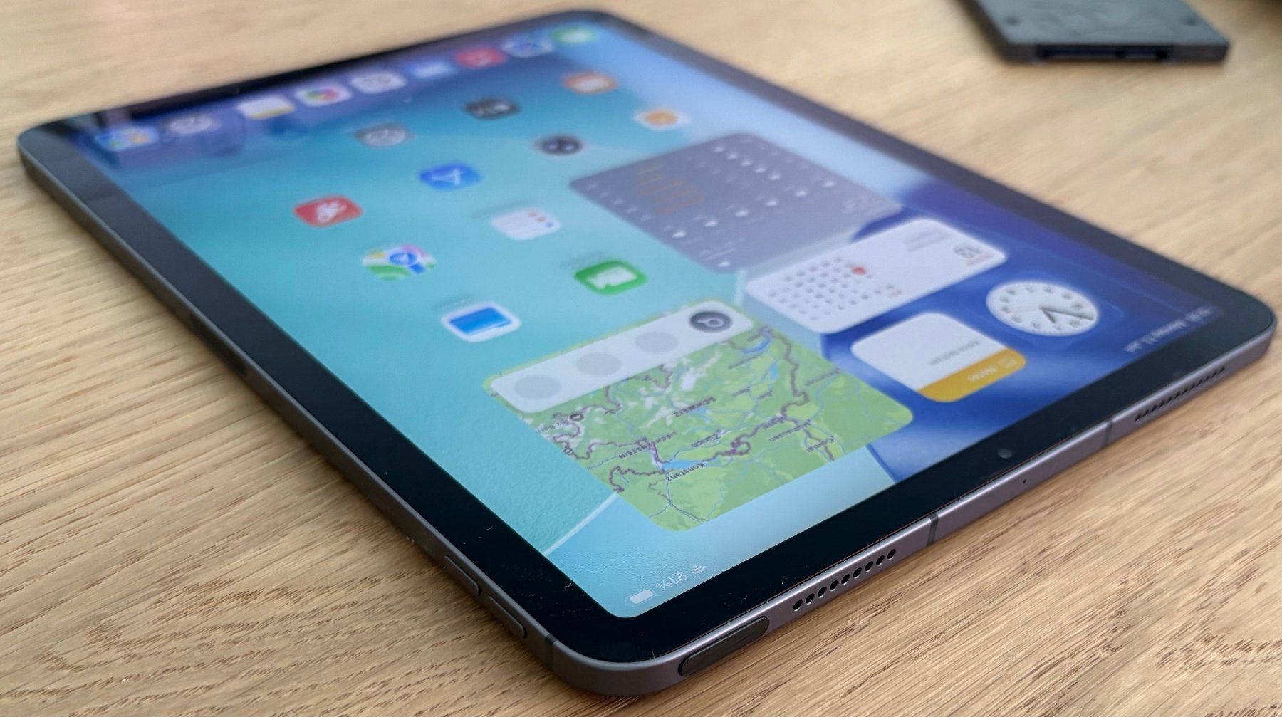 Apple Tablet PC: iPad Air (4. Generation)|Space Grau|64 GB|Celular|Hülle – Gebraucht aus Zürich von Gaikokujin 4