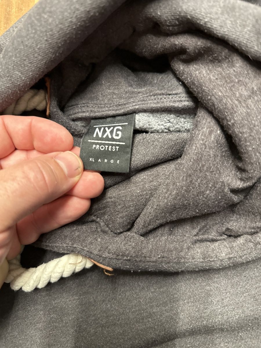 Maglioni & Felpe: Protest Kaputzenpullover XL – Usato da Grabs venduto da ema1991 1