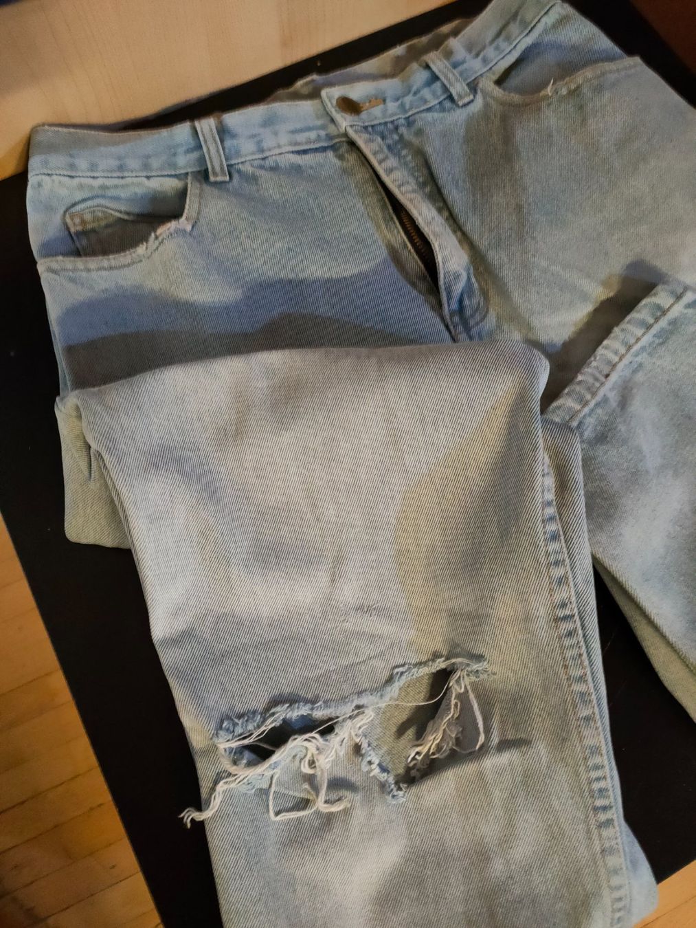 Jeans: Jeans Grösse 30 – Usato da Bronschhofen venduto da happynews2018 1
