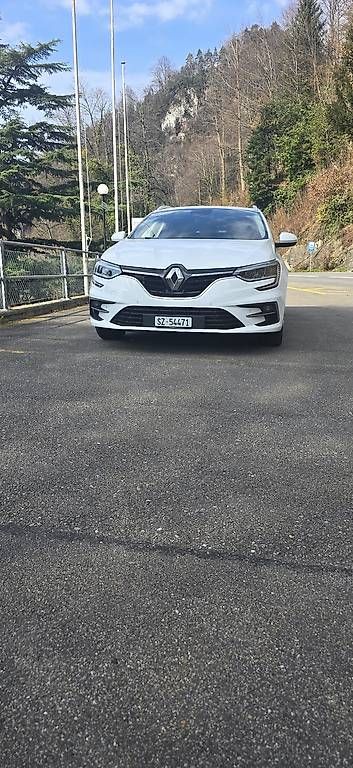 Renault Autos: Megane Grandtour 1.5 Diesel, Baujahr 2020. – Gebraucht aus Gersau von hotivogel 1