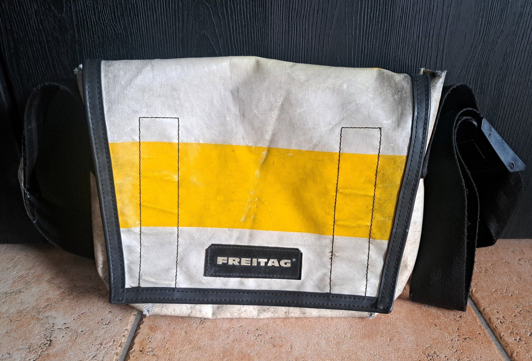 Freitag Taschen: FREITAG Tasche, F11 Lassie – Gebraucht aus Sennhof (Winterthur) von gubine