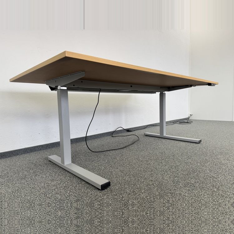 Scrivanie: Echo Cubos Sitz-Steh Schreibtisch – Usato da Schönenwerd venduto da mcofficeshop 4